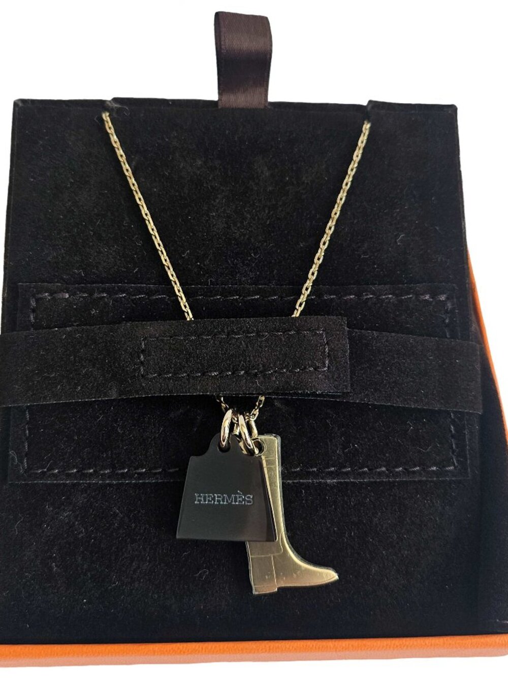 HERMES AMULETTE MAROQUINIER PENDANT NECKLACE